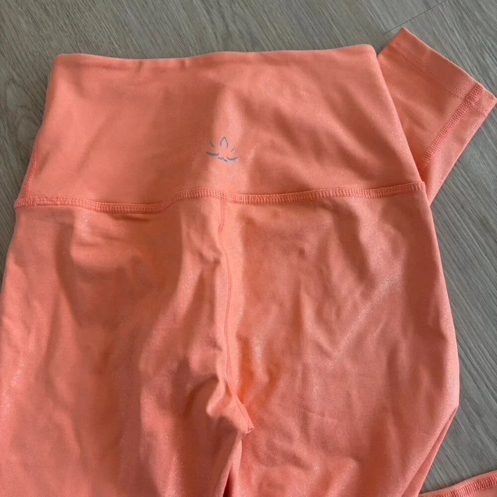 ** Beyond Yoga Orange Sparkle Leggings Midi High Waisted size small workout